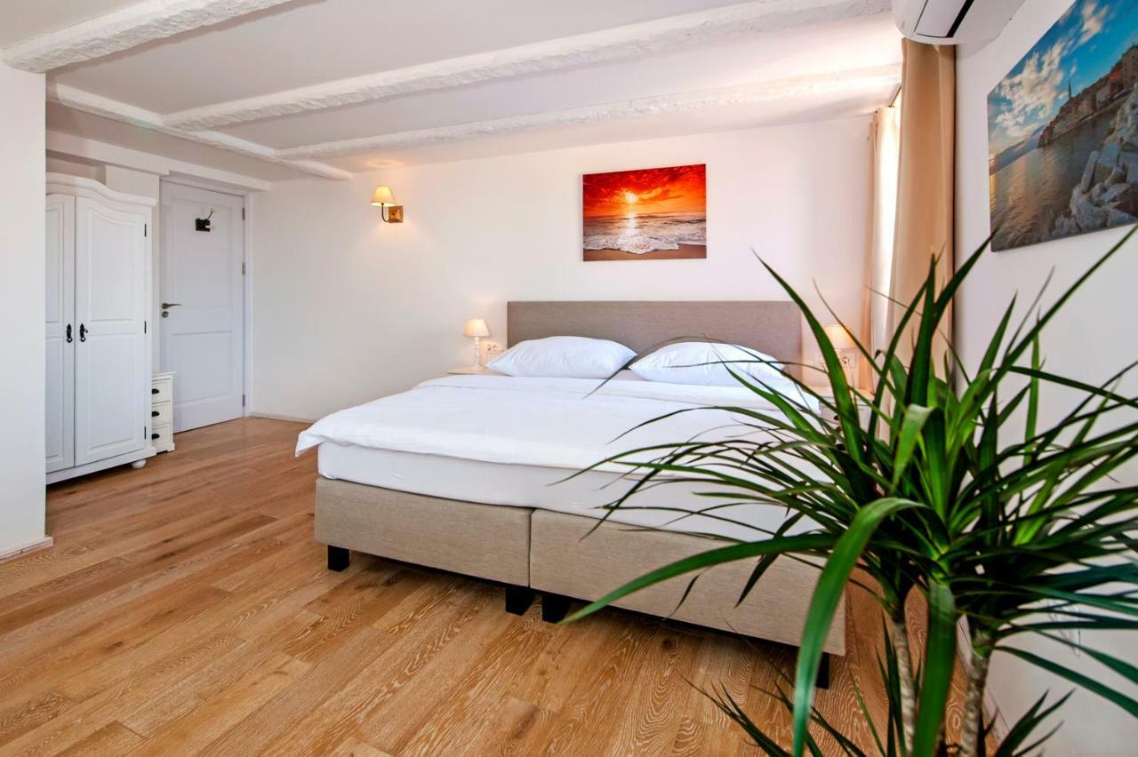 Casa Colloredo Free Parking Rovinj Luaran gambar